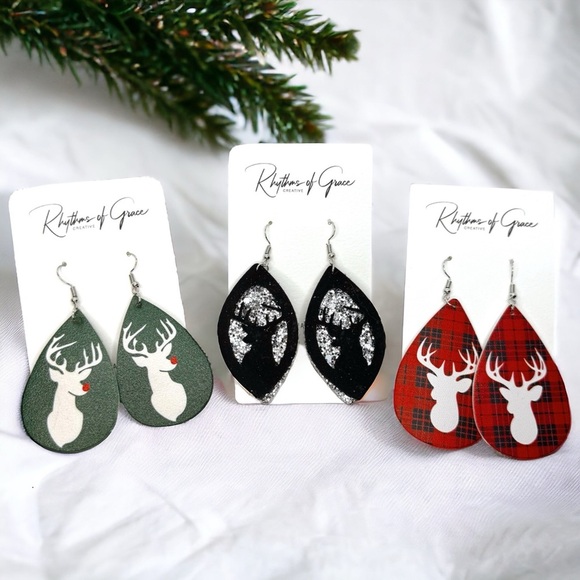 Festive Handmade Christmas Reindeer Dangle Earrings, NWT Rudolph Holiday Jewelry - Picture 4 of 5
